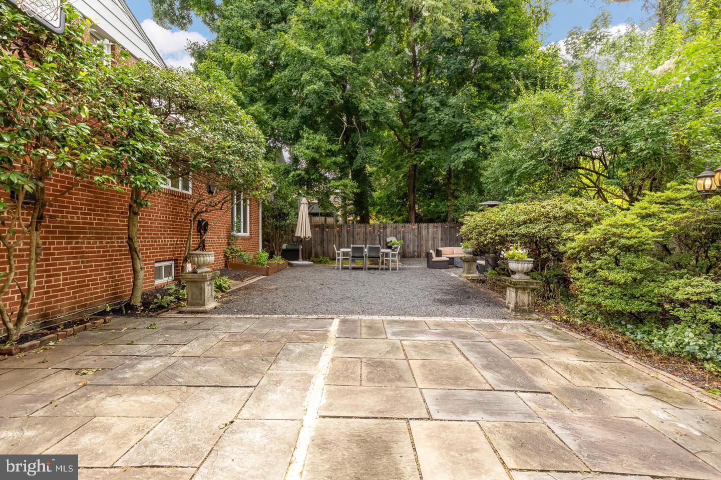 5910 Greentree Road Bethesda, MD 20817 - Photo 15 of 37 Gallery Image 15