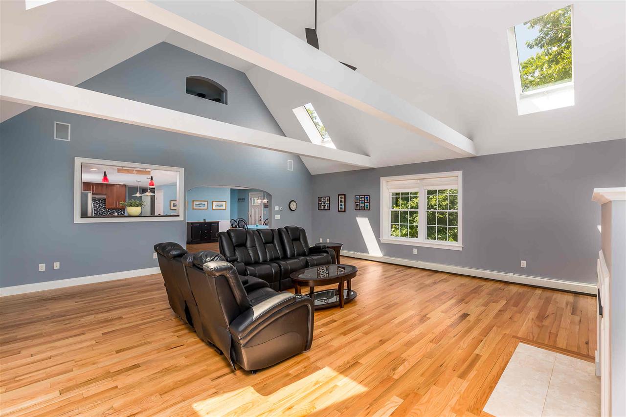 73 Greenleaf Parsons Road York, ME 03902 - Photo 11 of 31