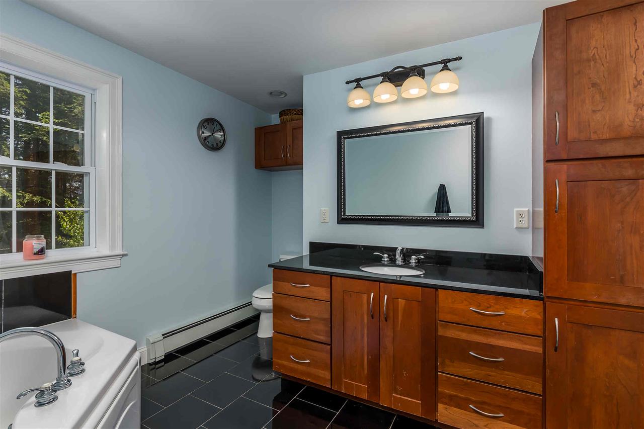 73 Greenleaf Parsons Road York, ME 03902 - Photo 17 of 31