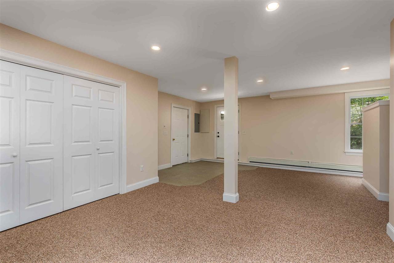 73 Greenleaf Parsons Road York, ME 03902 - Photo 25 of 31