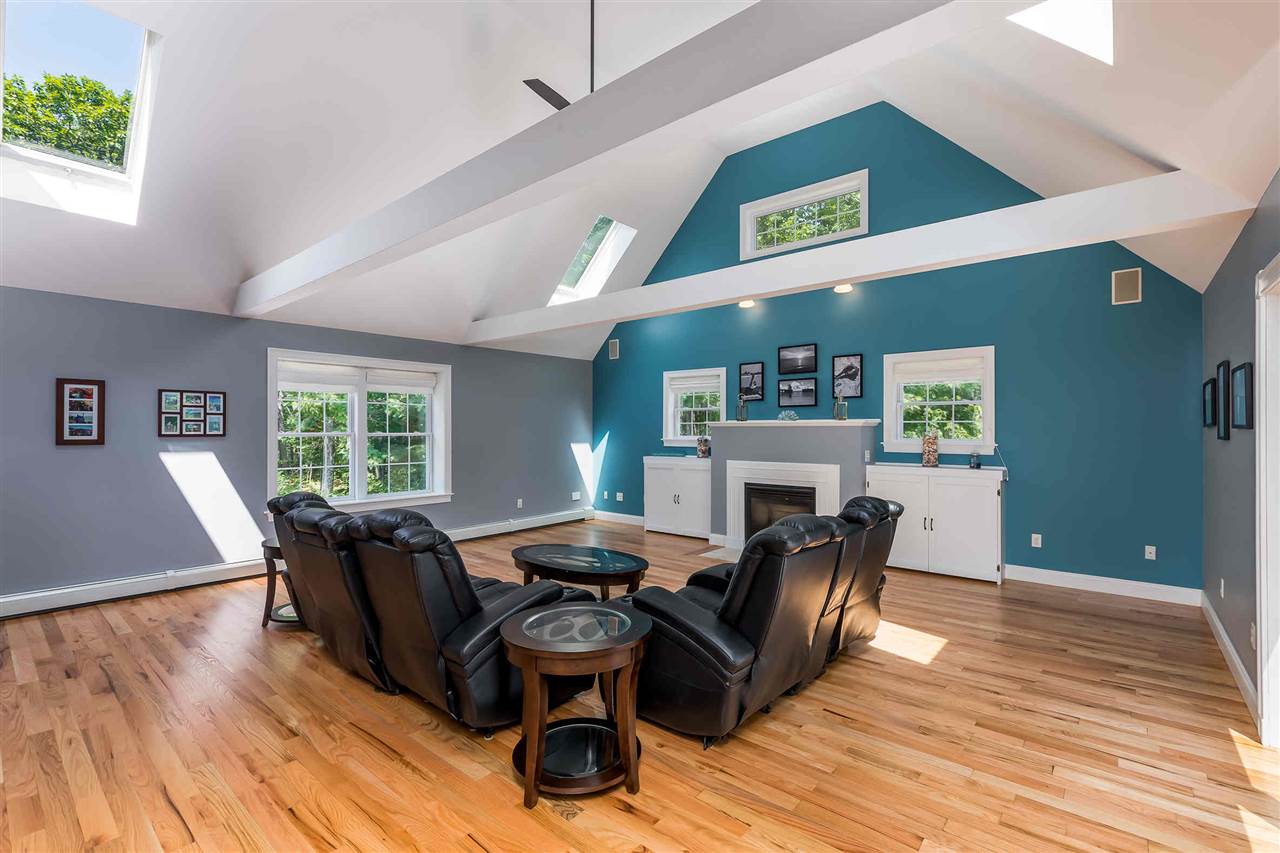 73 Greenleaf Parsons Road York, ME 03902 - Photo 9 of 31