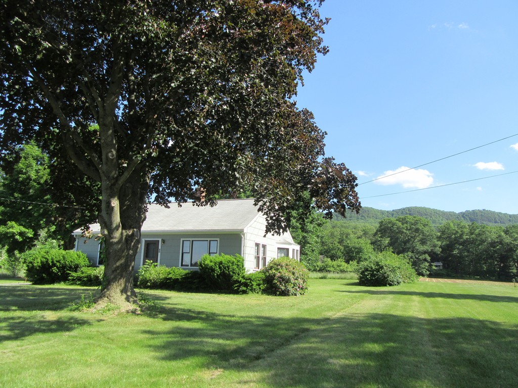 9 Chmura Road Hadley, MA 01035 - Photo 3 of 20 Gallery Image 3