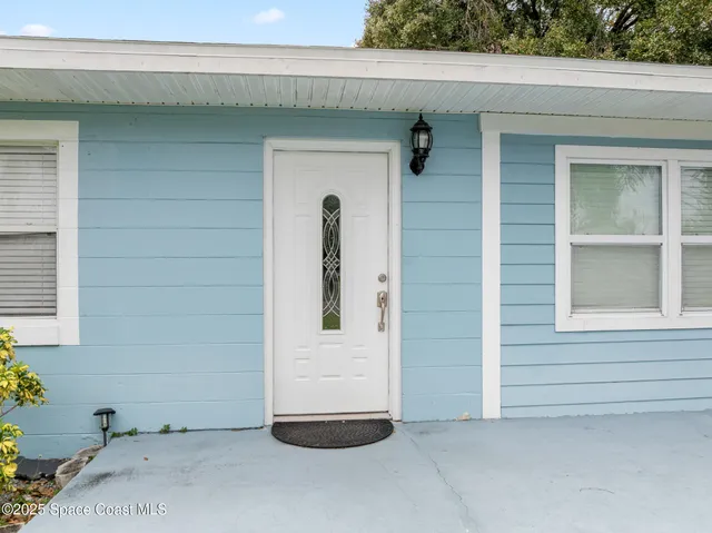 a view of front door of house
