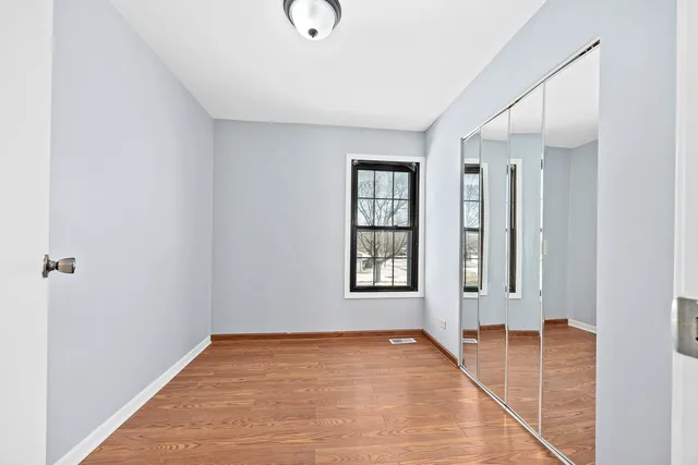 $345,000 | 161 Oakwood Drive, Bolingbrook, IL 60440