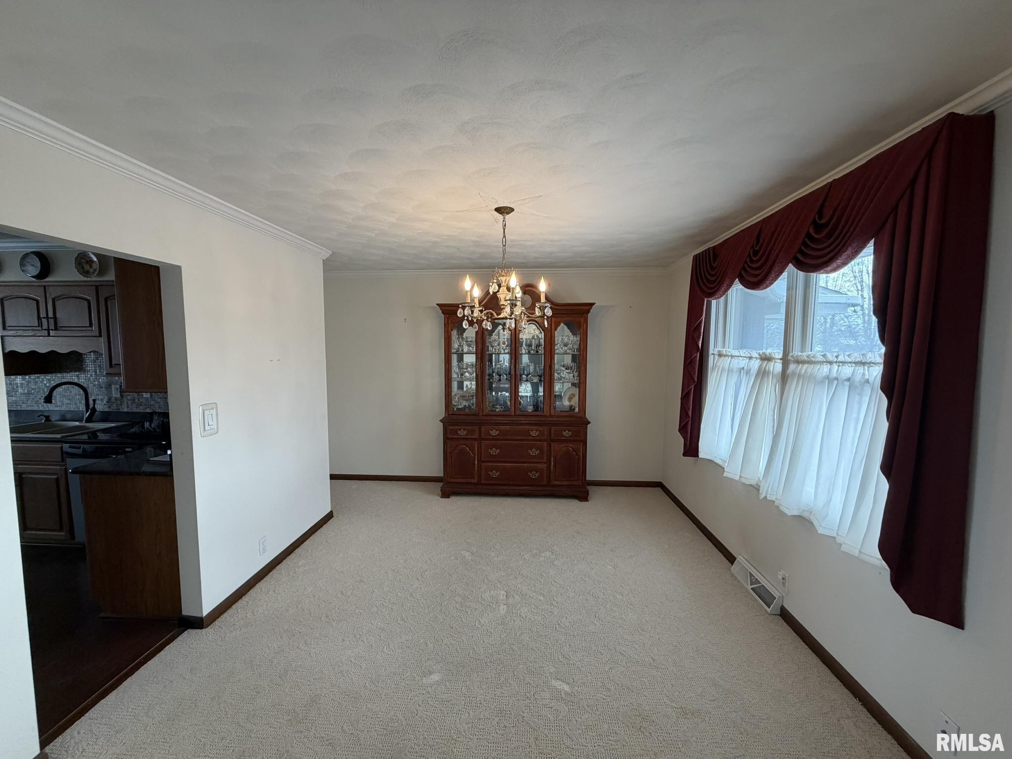 205 Ingersoll Boulevard Canton, IL 61520 - Photo 12 of 55