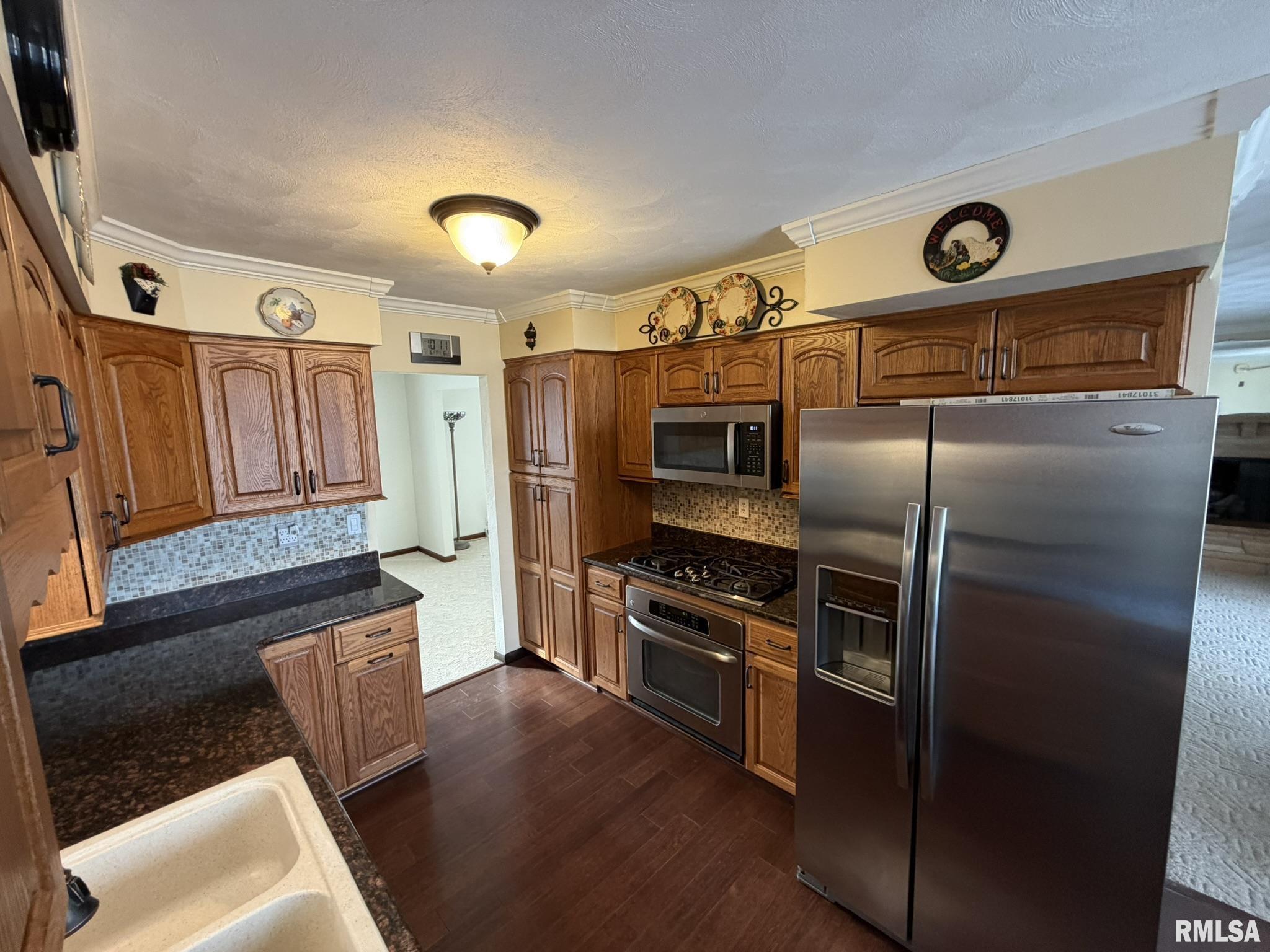 205 Ingersoll Boulevard Canton, IL 61520 - Photo 14 of 55