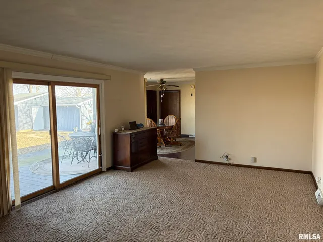 $225,000 | 205 Ingersoll Boulevard, Canton, IL 61520