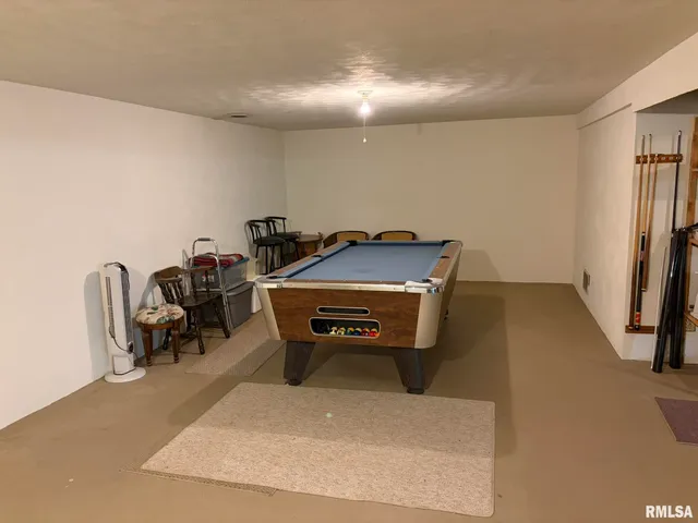 $225,000 | 205 Ingersoll Boulevard, Canton, IL 61520