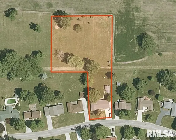 $225,000 | 205 Ingersoll Boulevard, Canton, IL 61520