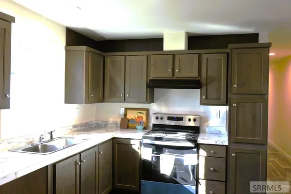 $295,000 | 411 8th Street, Idaho Falls, ID 83401