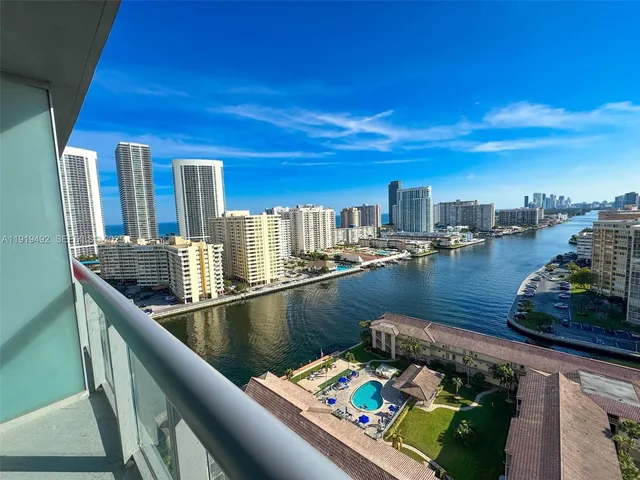 $489,900 | 2602 East Hallandale Beach Boulevard, Unit R1807, Hallandale Beach, FL 33009