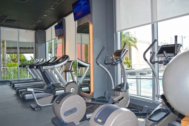 $489,900 | 2602 East Hallandale Beach Boulevard, Unit R1807, Hallandale Beach, FL 33009