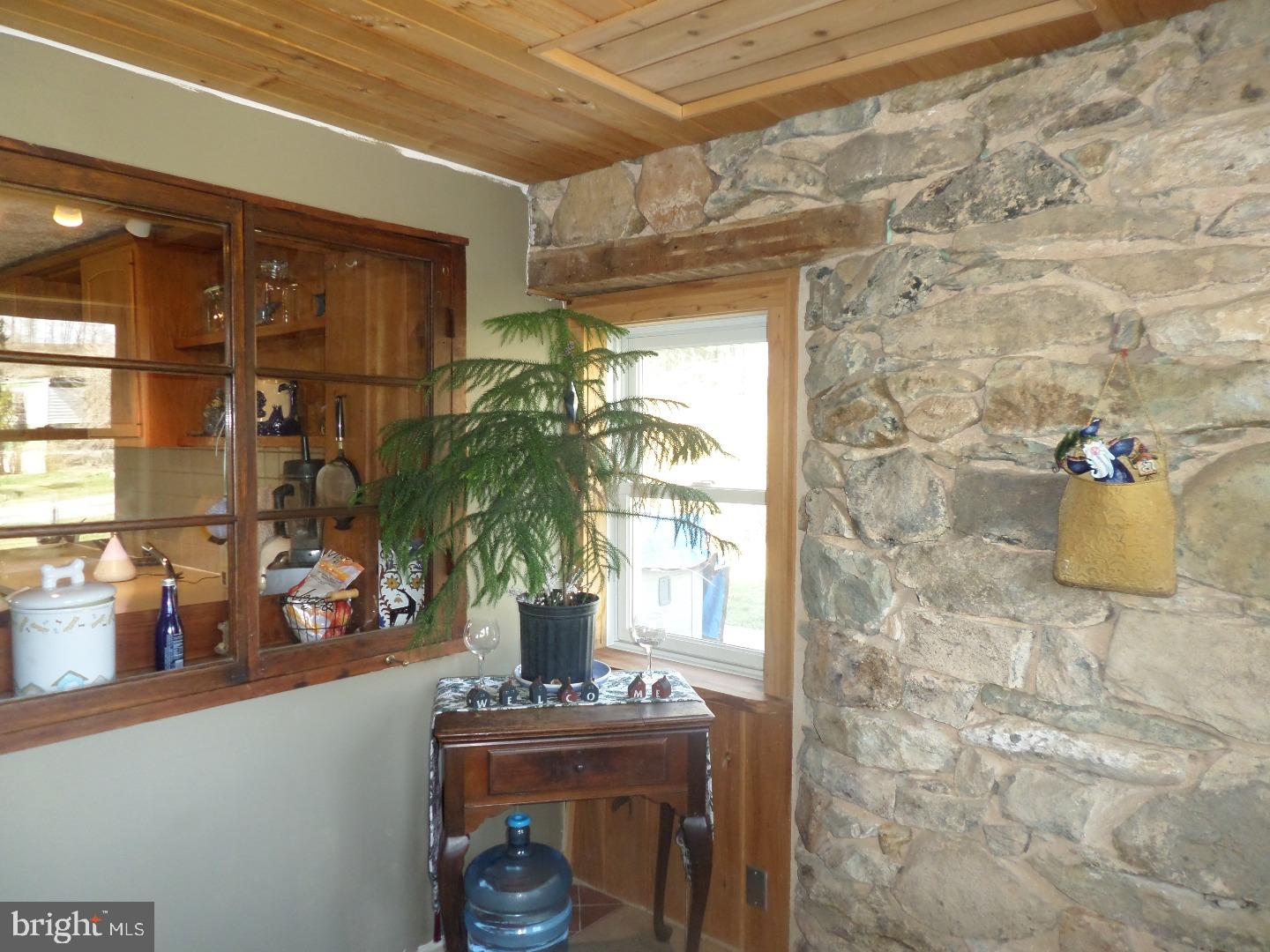 124 Graves Mill Road Nottingham, PA 19362 - Photo 5 of 25 Gallery Image 5