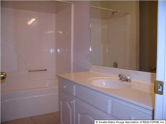 5255 Congress Boulevard, Unit 18 Baton Rouge, LA 70808 - Photo 6 of 7