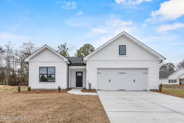 $399,900 | 308 Riva Ridge, Burgaw, NC 28425