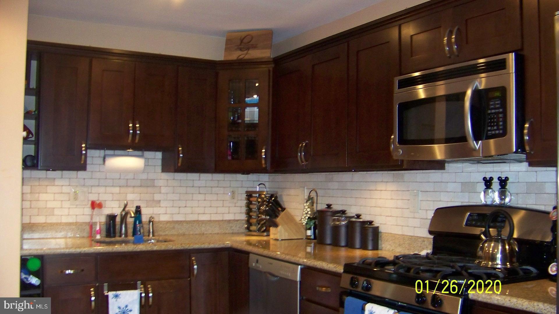3342 Fordham Road Philadelphia, PA 19114 - Photo 3 of 26 Gallery Image 3