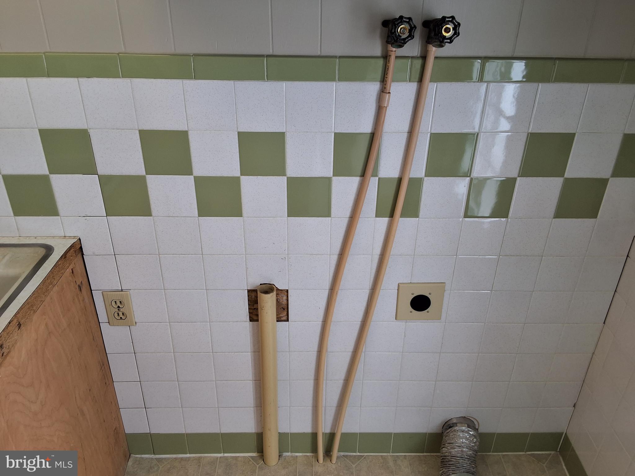 645 Peters Road New Holland, PA 17557 - Photo 11 of 40