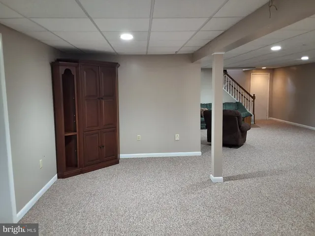 $2,195 | 645 Peters Road, New Holland, PA 17557