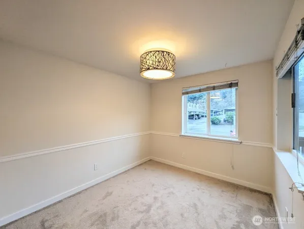 $1,900 | 6700 Northeast 182nd Street, Unit A203, Kenmore, WA 98028