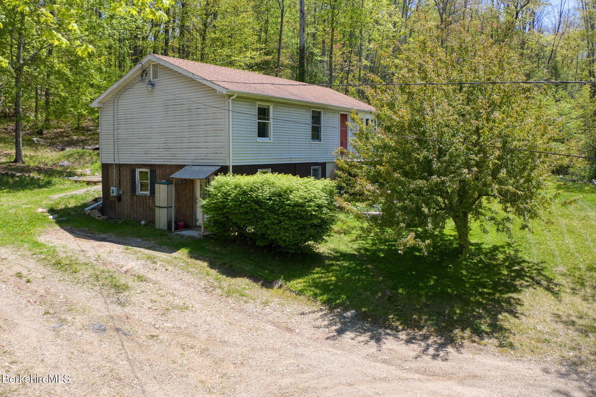 339 Alum Hill Road Sheffield, MA 01222 - Photo 2 of 22 side view