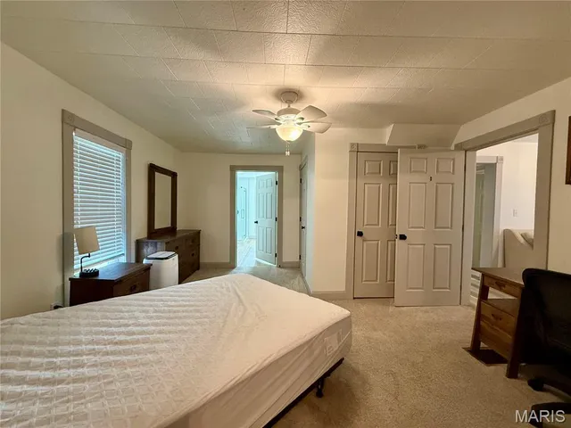 $284,900 | 221 North Walnut Street, Perryville, MO 63775