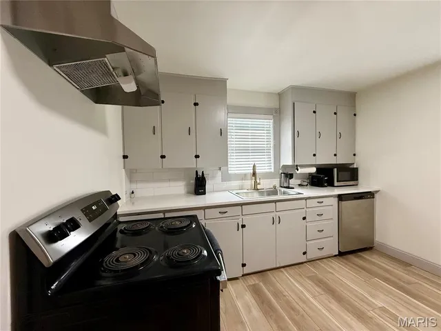 $284,900 | 221 North Walnut Street, Perryville, MO 63775