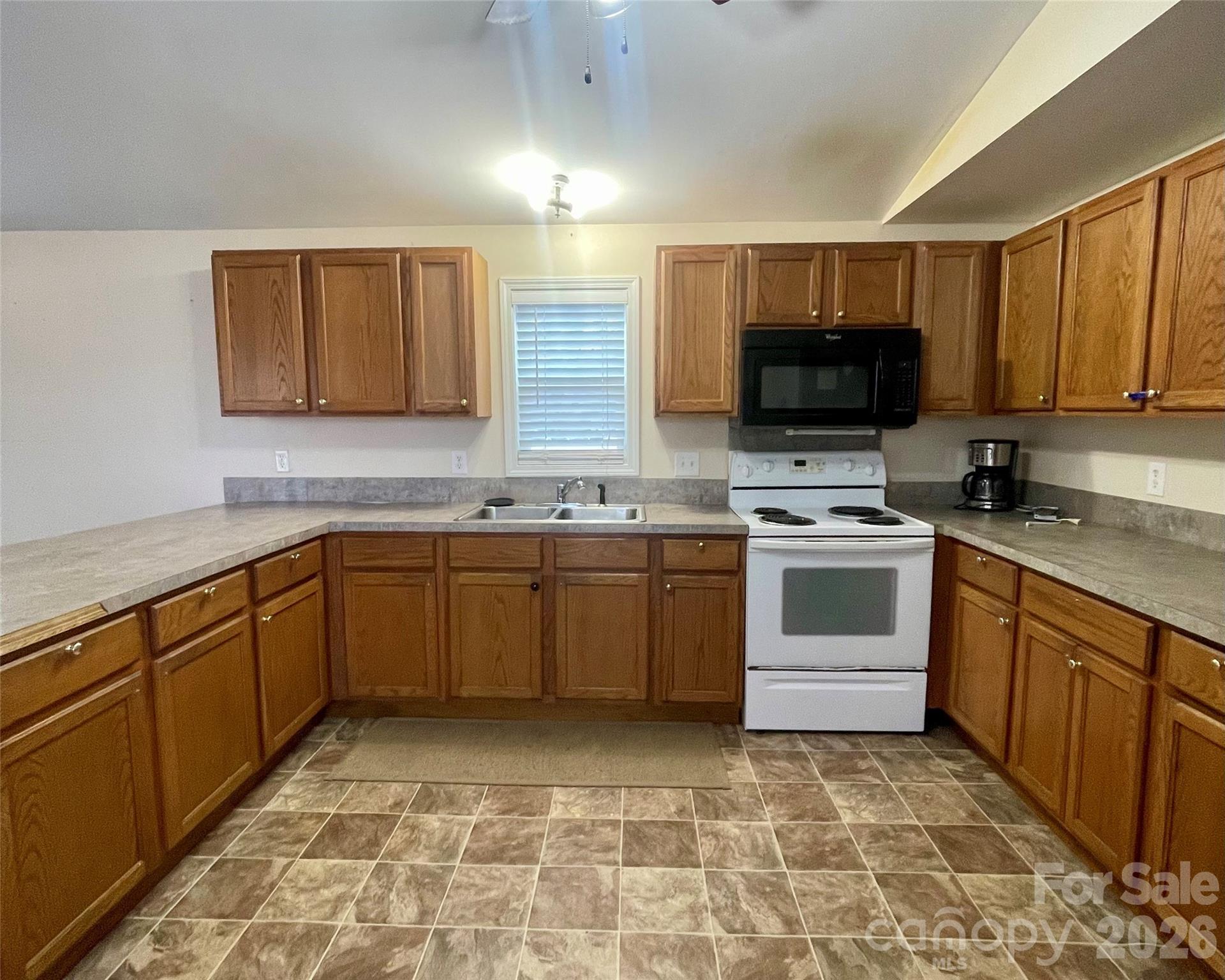 303 Gum Street Pageland, SC 29728 - Photo 6 of 21