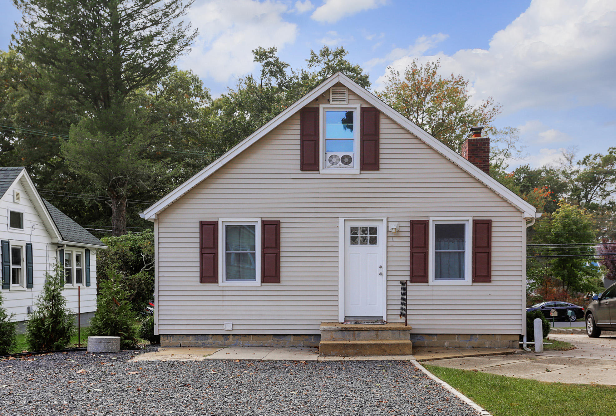 26 Weaverville Road Freehold, NJ 07728 - Photo 5 of 17 IMG_9309_10_11_12_13