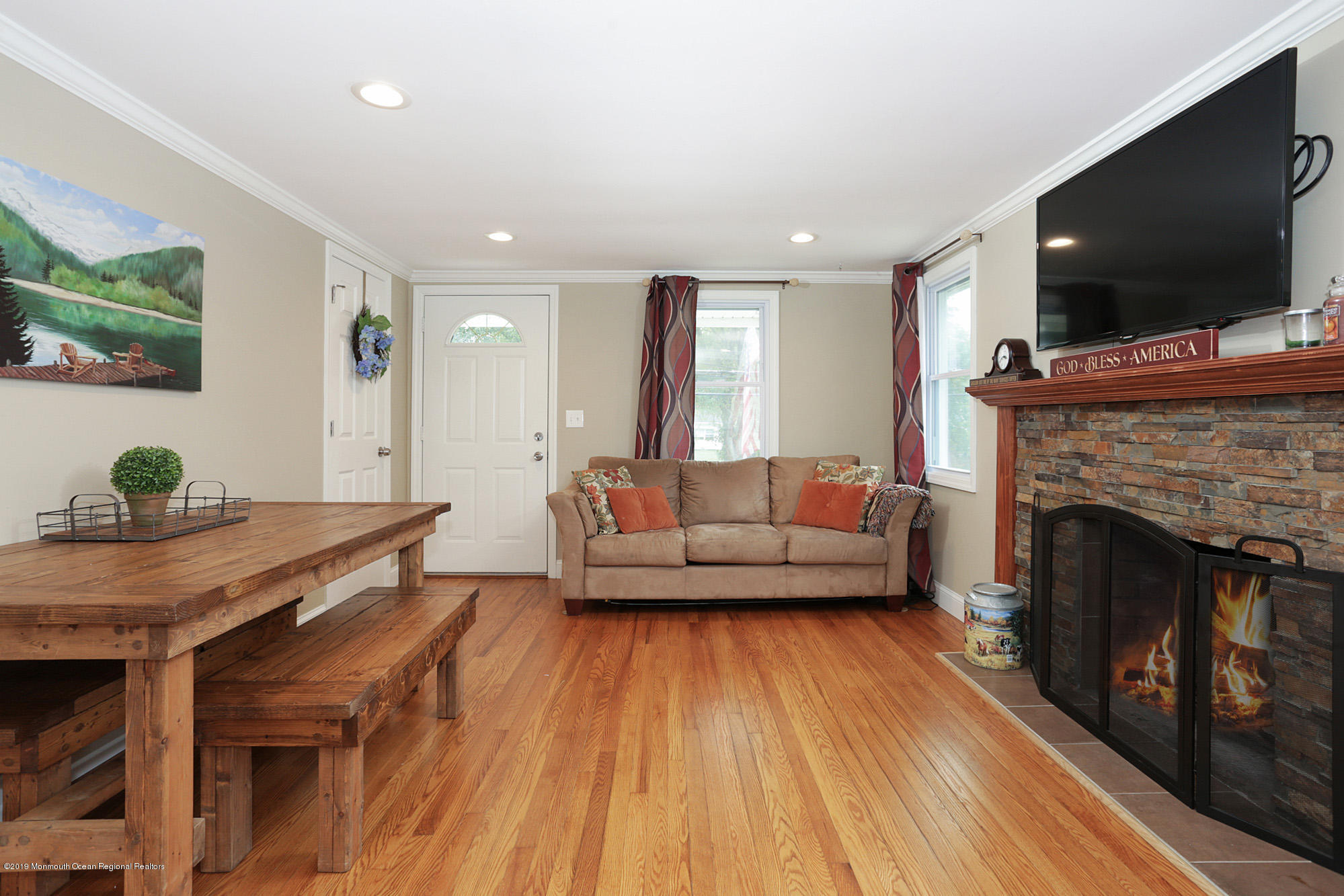 26 Weaverville Road Freehold, NJ 07728 - Photo 8 of 17 IMG_9339