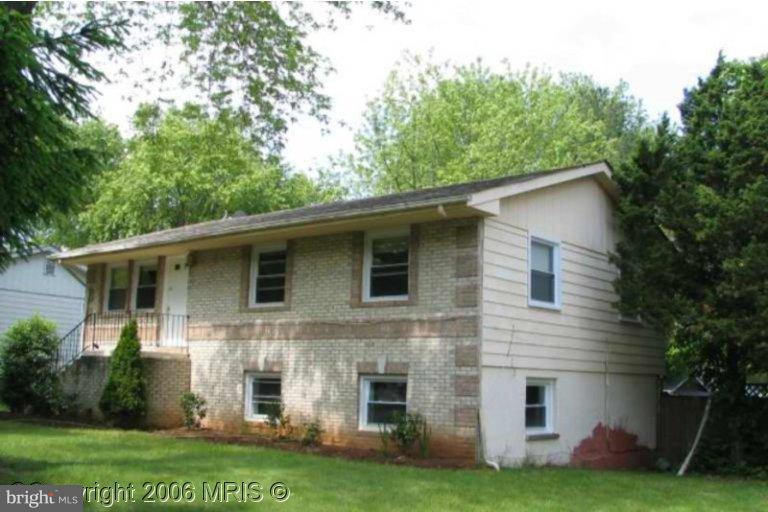 1009 South Culpeper Road Sterling, VA 20164 - Photo 1 of 1 Exterior (Main)