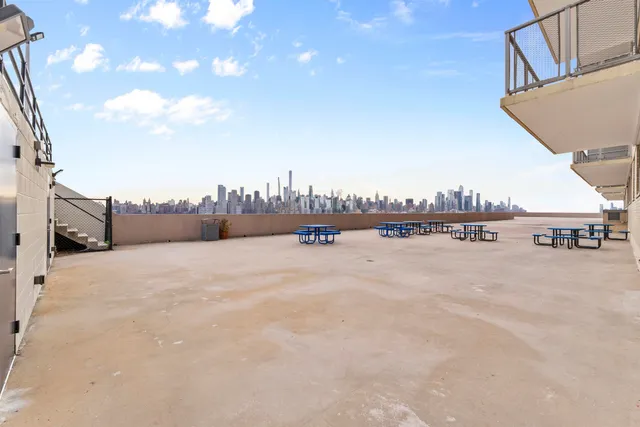 $268,000 | 6600 Boulevard East, Unit 15F, West New York, NJ 07093