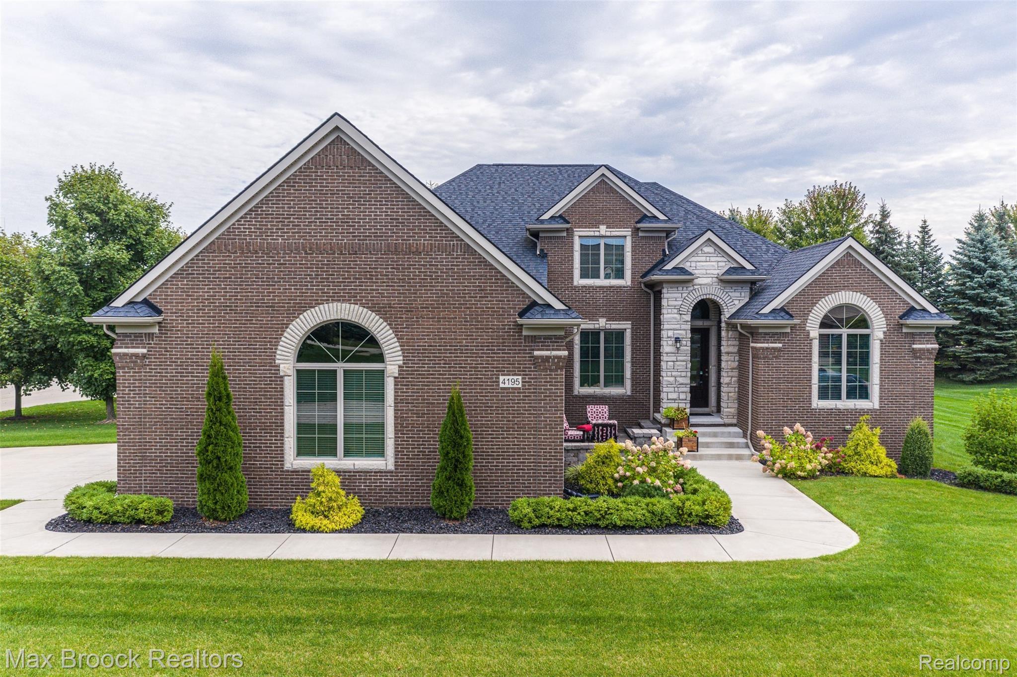 4195 Derry Court Rochester, MI 48306 - Photo 68 of 70 4195 Derry Ct-14.JPG