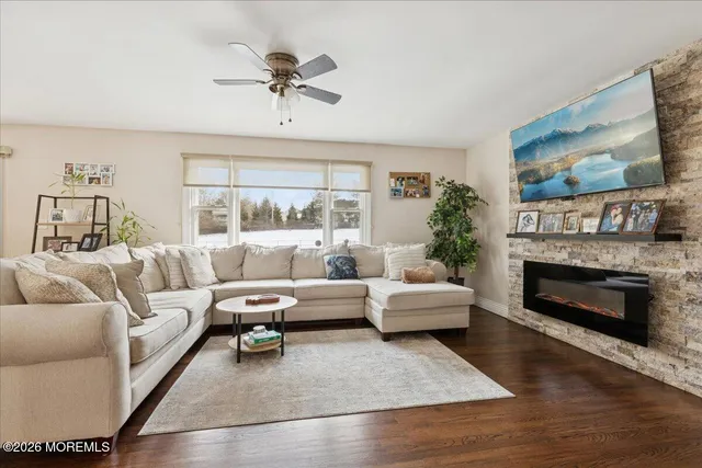 $879,000 | 212 Stonehurst Boulevard, Freehold, NJ 07728