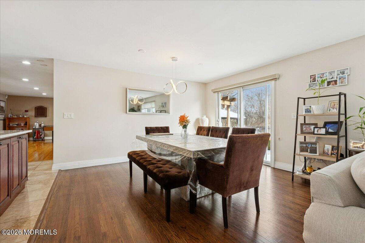 212 Stonehurst Boulevard Freehold, NJ 07728 - Photo 14 of 30 14-Image-14