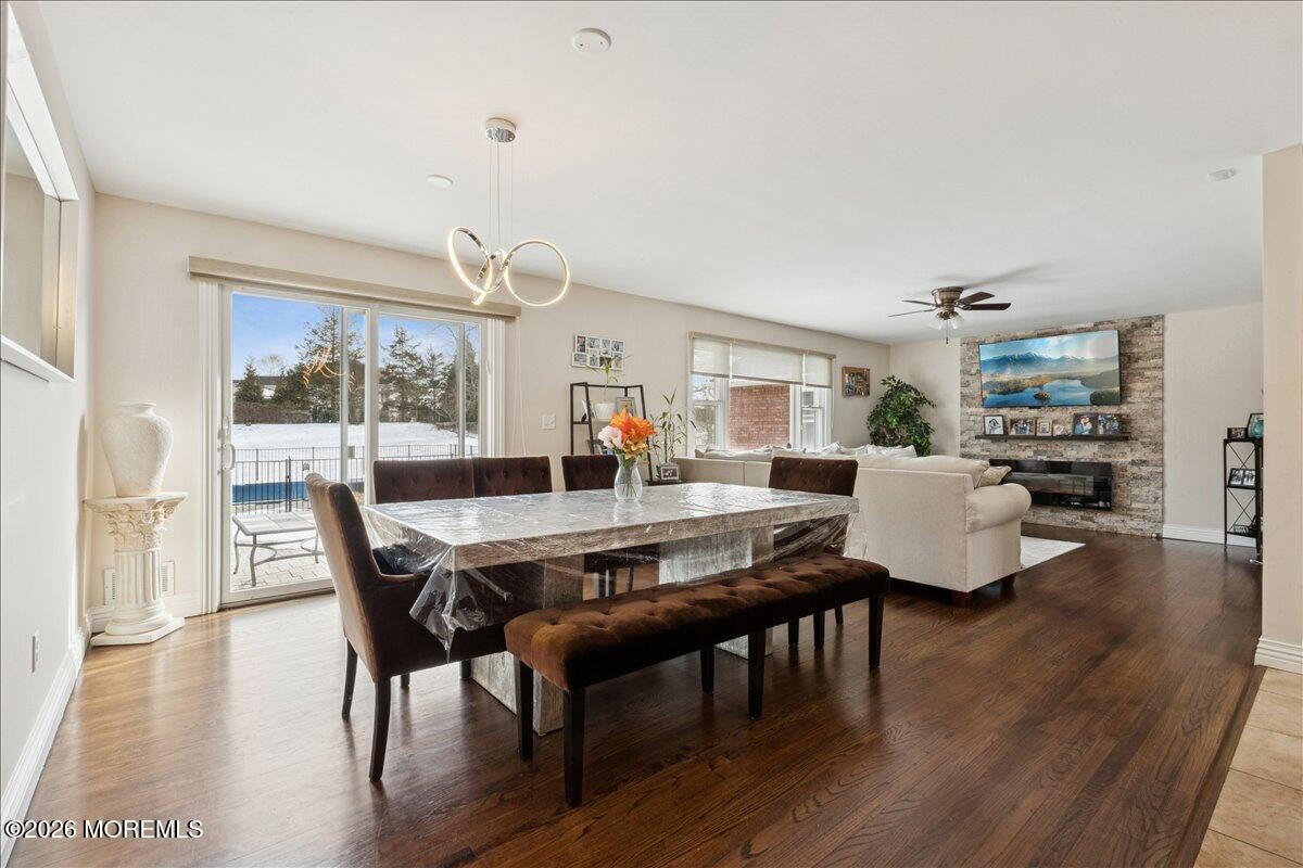 212 Stonehurst Boulevard Freehold, NJ 07728 - Photo 15 of 30 15-Image-15