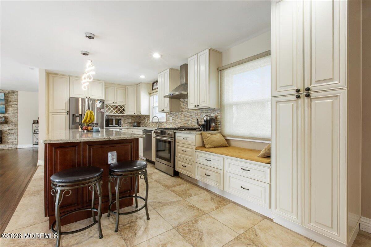 212 Stonehurst Boulevard Freehold, NJ 07728 - Photo 17 of 30 17-Image-17