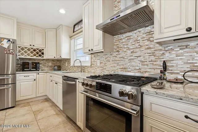 $879,000 | 212 Stonehurst Boulevard, Freehold, NJ 07728