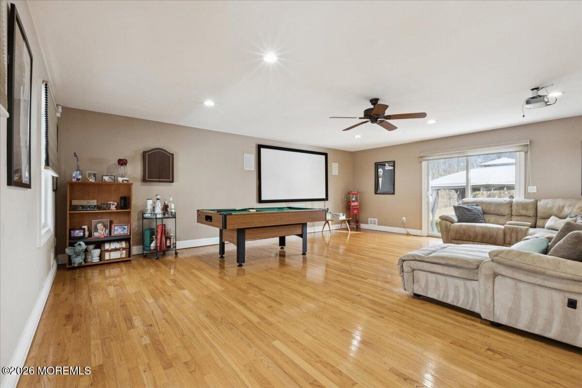 212 Stonehurst Boulevard Freehold, NJ 07728 - Photo 20 of 30 20-Image-20