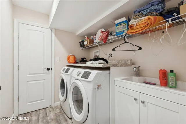 $879,000 | 212 Stonehurst Boulevard, Freehold, NJ 07728