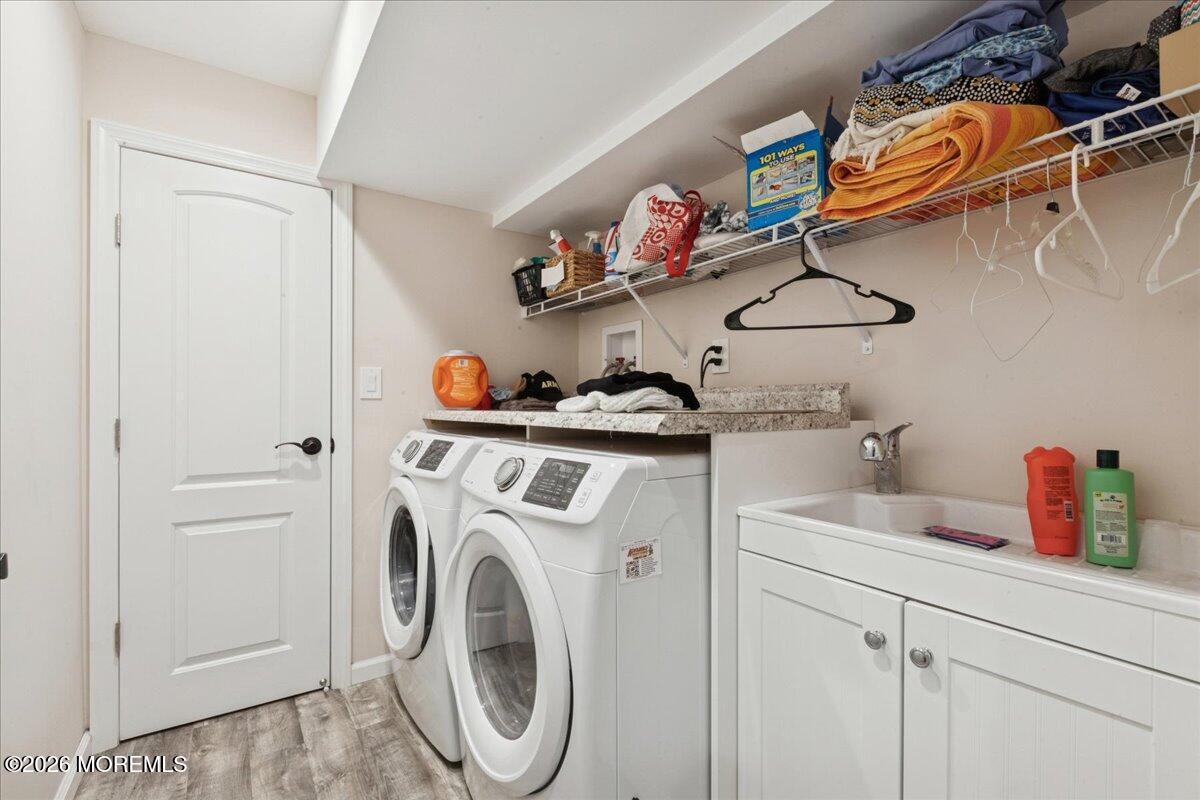 212 Stonehurst Boulevard Freehold, NJ 07728 - Photo 26 of 30 26-Image-26