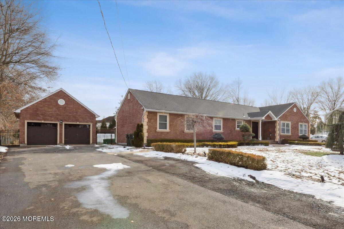 212 Stonehurst Boulevard Freehold, NJ 07728 - Photo 3 of 30 03-Image-3