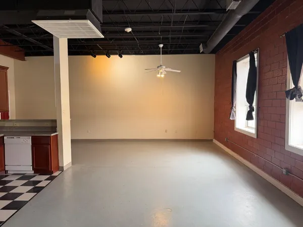 $925 | 1414 Texas Avenue, Unit 7B, Lubbock, TX 79401