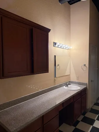 $925 | 1414 Texas Avenue, Unit 7B, Lubbock, TX 79401