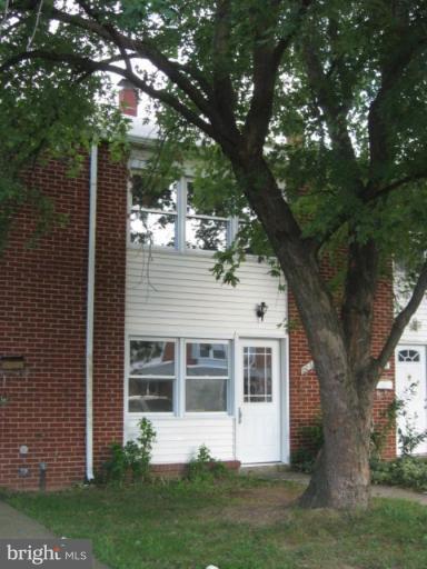 2011 Kelmore Road Dundalk, MD 21222 - Photo 1 of 17 Exterior (Main)