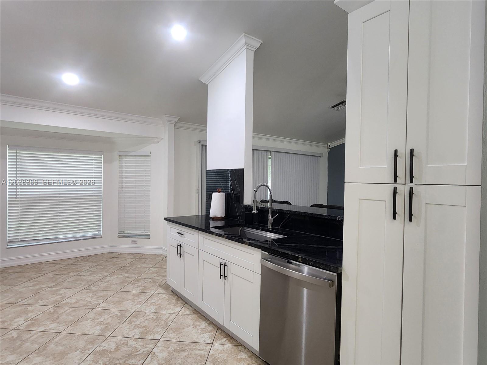111 2nd Street Southeast Naples, FL 34117 - Photo 10 of 96