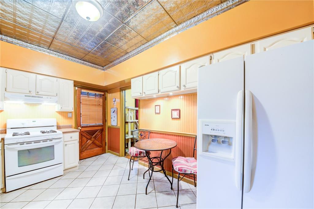 3970 Brandon Road Pittsburgh, PA 15212 - Photo 7 of 23 Gallery Image 7