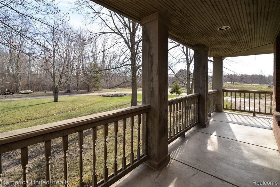 8830 South Rushton Road South Lyon, MI 48178 - Photo 17 of 48 DSC_3528.jpg