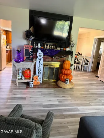 $332,000 | 919 Golden W Court, Tehachapi, CA 93561