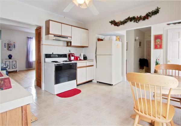 21 Addison Street Gloucester, MA 01930 - Photo 2 of 25 Gallery Image 2
