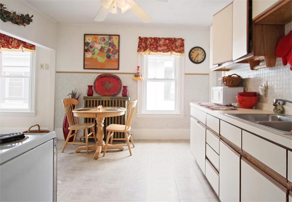 21 Addison Street Gloucester, MA 01930 - Photo 3 of 25 Gallery Image 3
